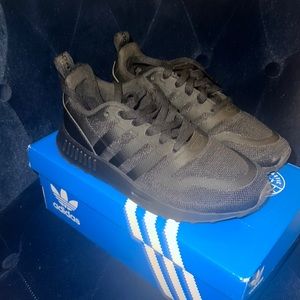 Adidas Little Kids Sneakers